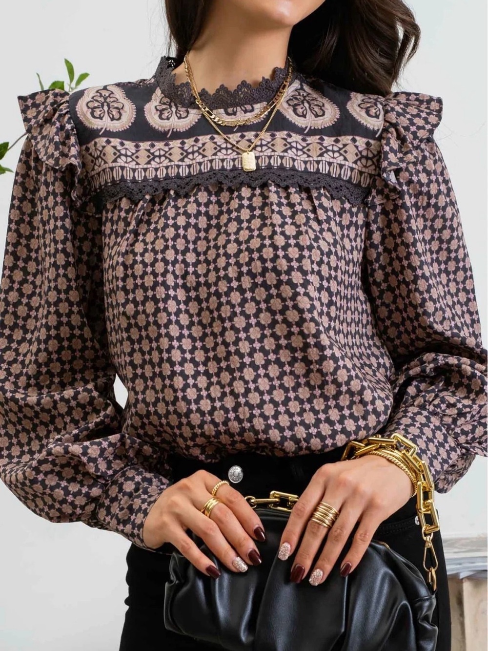 💠 MINE Women’s Geometric Lace Trim Long Sleeve Blouse Charcoal Gray - Size M